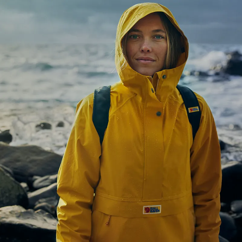 Fjallraven Vardag Hydratic Anorak Womens in Flame Orange-12